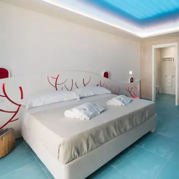 B&B