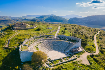 Teatro di Segesta: storia, architettura e come visitarlo