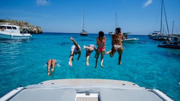 Private Tour Riserva dello Zingaro by boat, half day